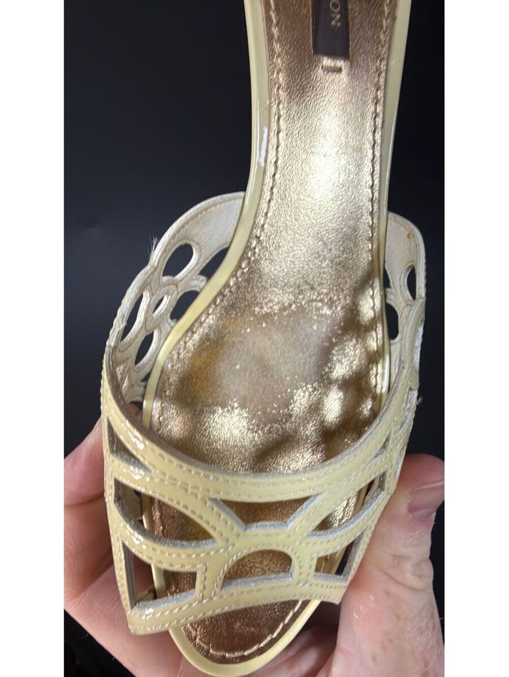 Louis Vuitton Cream Cutout Mule Heel - Picture 3 of 8